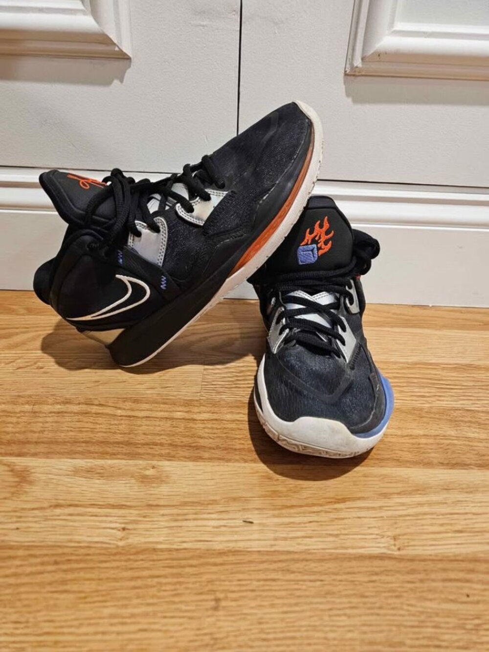 Kyrie Infinity (Kyrie 8) "Fire and Ice" Special Edition GOAT, size 8